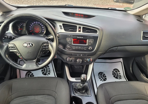 Kia Ceed cena 27900 przebieg: 214000, rok produkcji 2012 z Skórcz małe 379